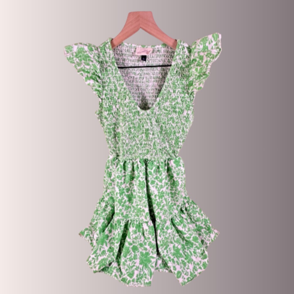 Universal Thread Green Dress Smocked V-neck Ruffle Short Sleeves pockets SMALL